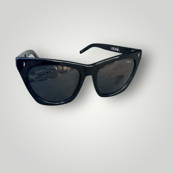 Free People x I-Sea Lexi Cat Eye Black Sunglasses main image 11